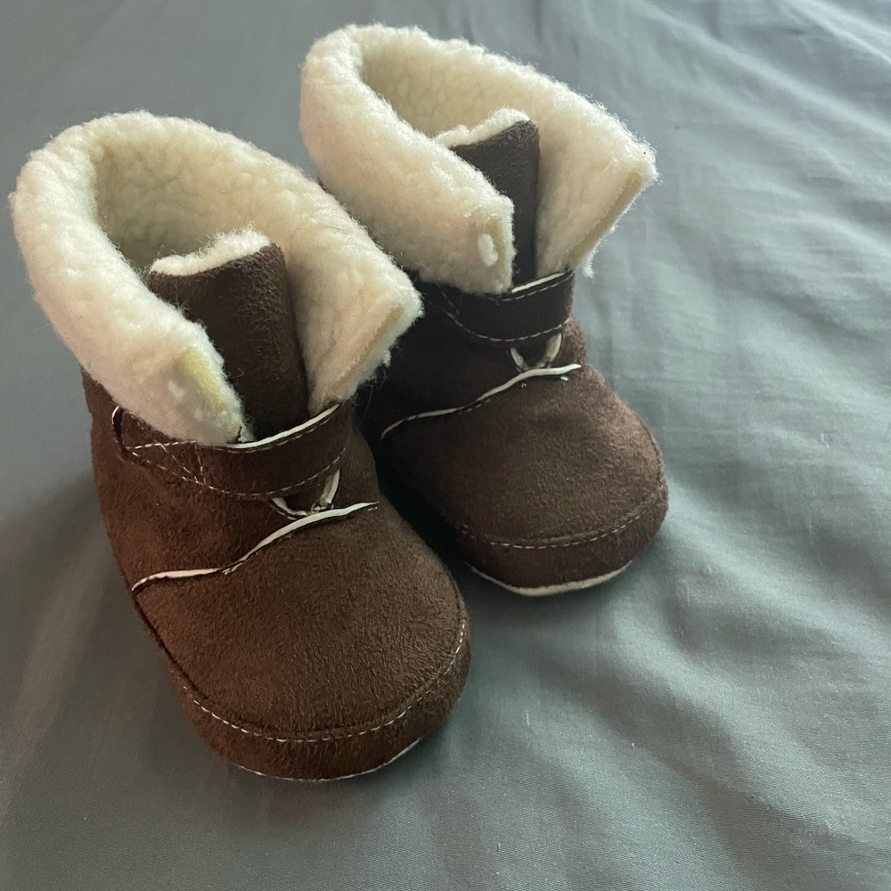 Baby girl boots